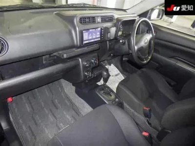 Toyota SUCCEED
