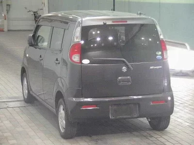 Suzuki MRWAGON