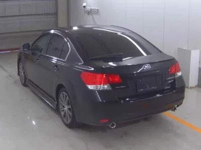 Subaru LEGACY B4