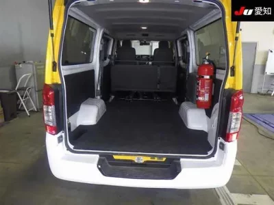 Nissan CARAVAN VAN