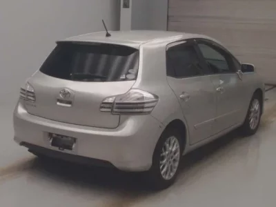 Toyota BLADE