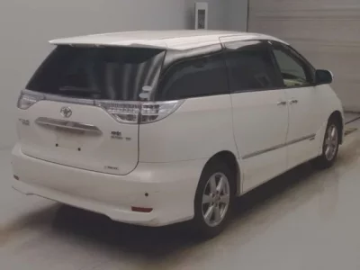 Toyota ESTIMA HYBRID