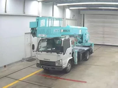 Isuzu ELF