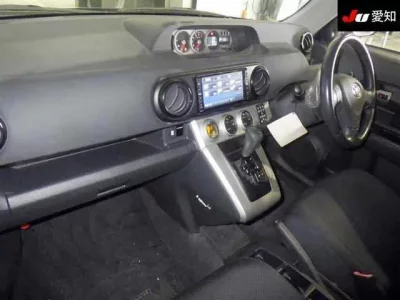 Toyota COROLLA RUMION