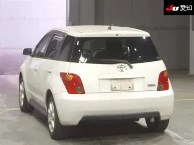Toyota IST