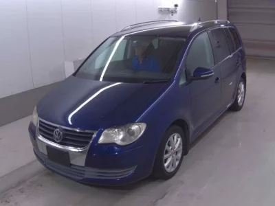 Volkswagen GOLF TOURAN