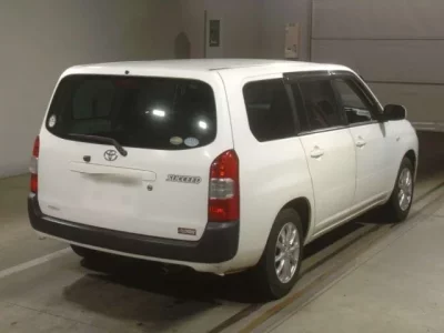Toyota SUCCEED