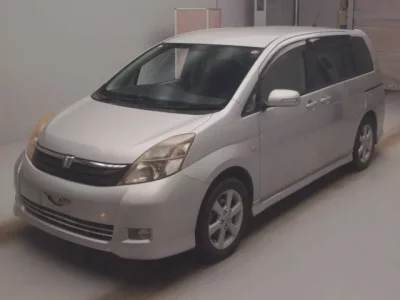 Toyota ISIS