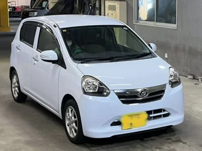 Daihatsu MIRA E S