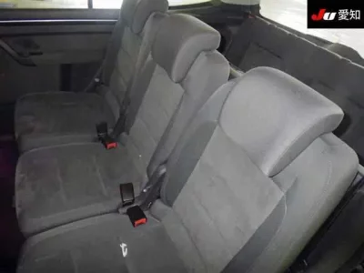 Volkswagen GOLF TOURAN
