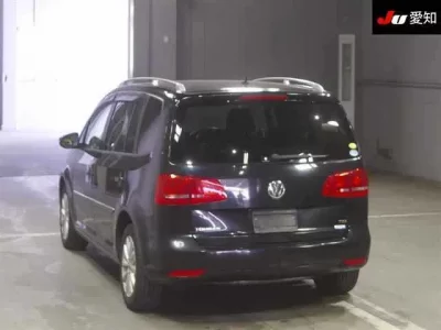 Volkswagen GOLF TOURAN