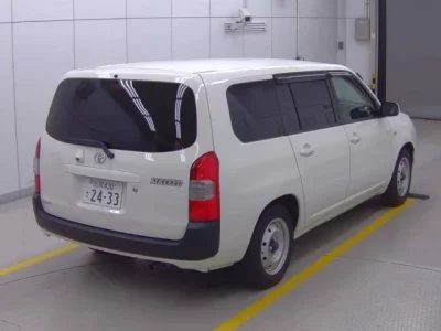 Toyota SUCCEED