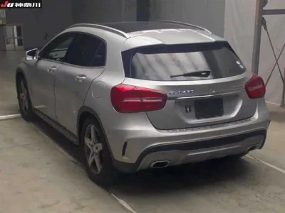 Mercedes-Benz GLA CLASS