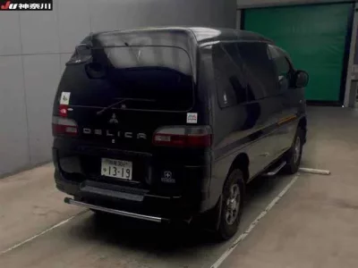 Mitsubishi DELICA