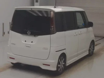 Nissan ROOX