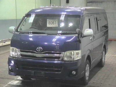 Toyota HIACE VAN