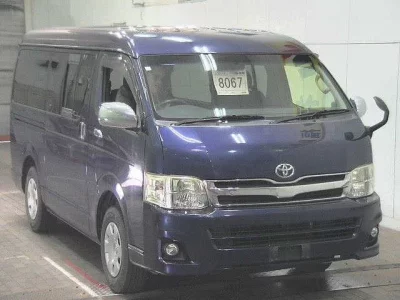 Toyota HIACE VAN