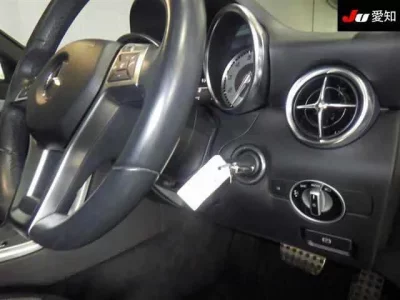Mercedes-Benz SLK CLASS
