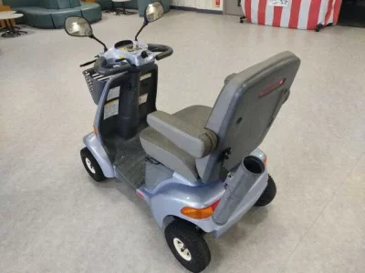 Suzuki SENIOCAR