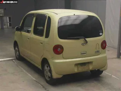 Daihatsu MOVE LATTE