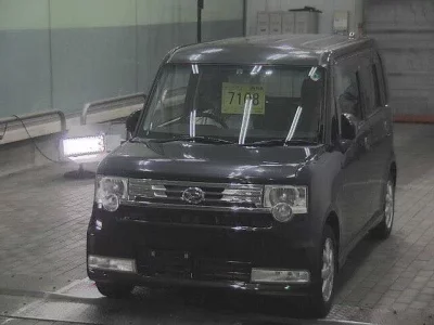 Daihatsu MOVE CONTE