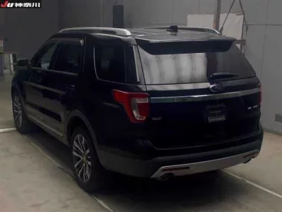 Ford EXPLORER