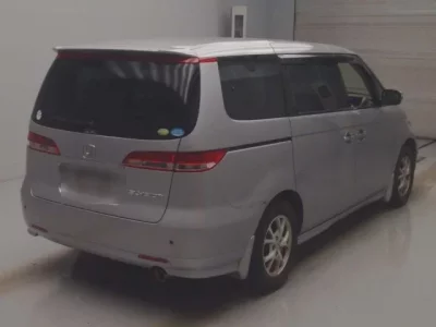 Honda ELYSION