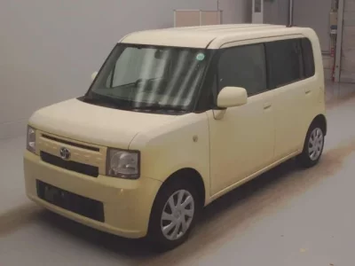 Toyota PIXIS SPACE