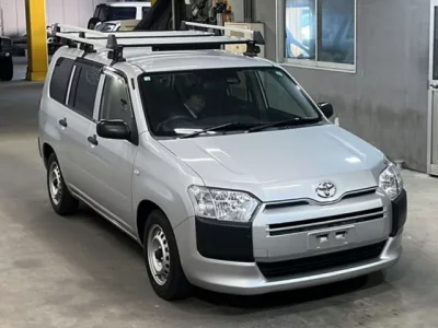 Toyota SUCCEED