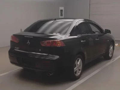Mitsubishi GALANT FORTIS