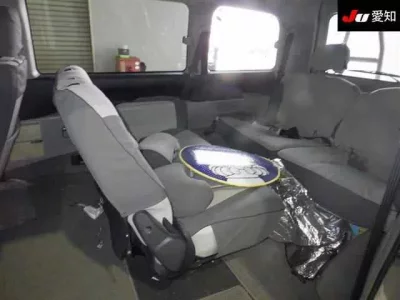 Mitsubishi DELICA