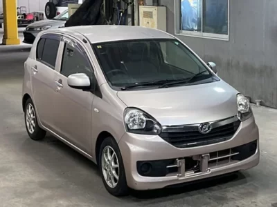 Daihatsu MIRA E S
