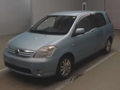 Toyota RAUM