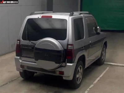 Mitsubishi PAJERO MINI