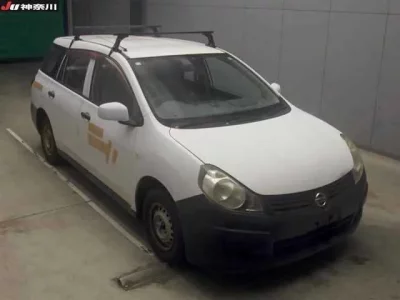 Nissan AD