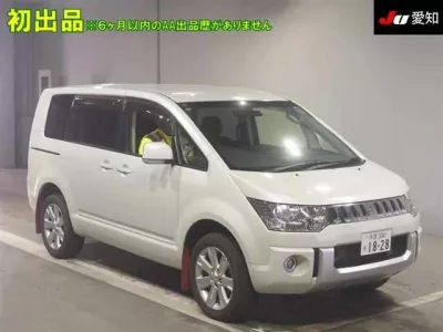 Mitsubishi DELICA D5