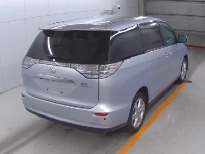 Toyota ESTIMA HYBRID