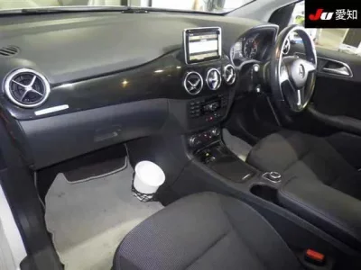 Mercedes-Benz B CLASS