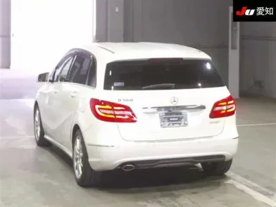 Mercedes-Benz B CLASS