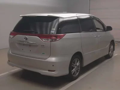 Toyota ESTIMA HYBRID