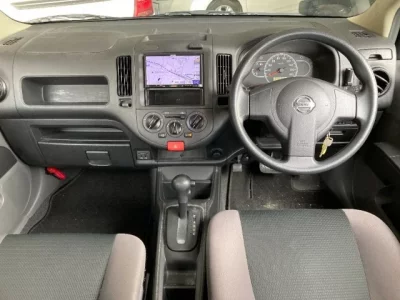 Nissan AD