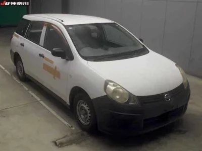 Nissan AD
