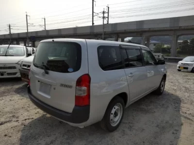 Toyota SUCCEED