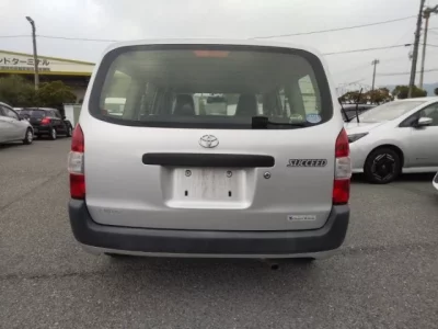 Toyota SUCCEED