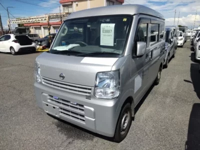 Nissan CLIPPER VAN
