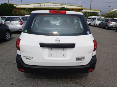 Nissan AD