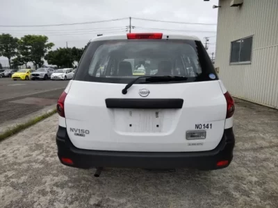 Nissan AD