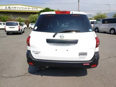 Nissan AD