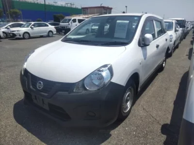 Nissan AD