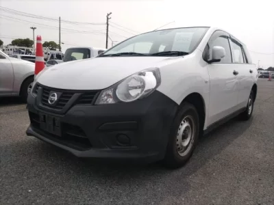 Nissan AD
